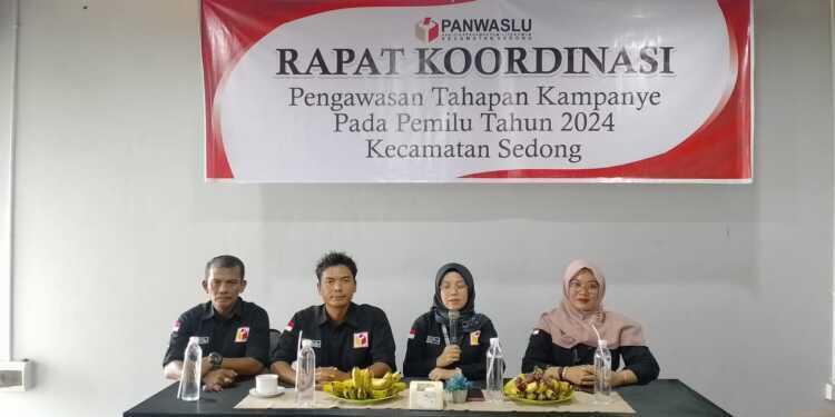 Kolaborasi dengan Media, Panwascam Sedong Siap Awasi Masa Kampanye