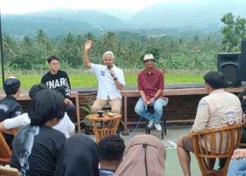 Ganjar Senang Diskusi dengan Kaum Milenial dan Gen Z di Kuningan