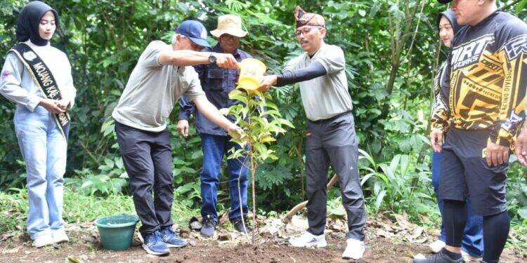 Pj Bupati Kuningan Soroti Air Limbah yang Cemari Obyek Wisata Lembah Cilengkrang