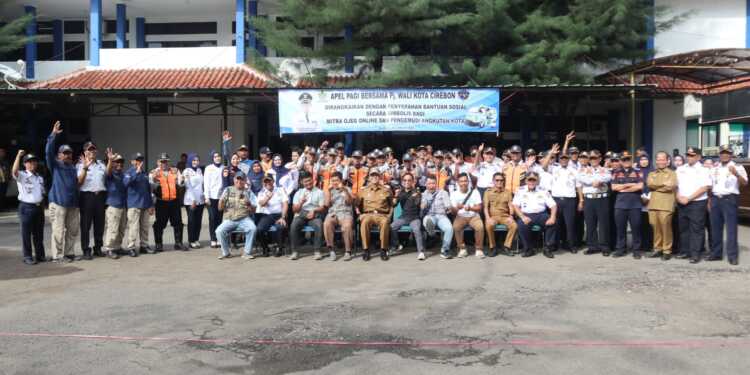 Ojol dan Sopir Angkot Kota Cirebon Dapat Bansos