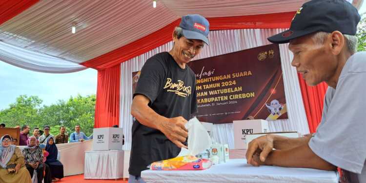 Lakukan Simulasi, KPU Pastikan Proses Pemungutan dan Pengitungan Suara Berjalan Lacar