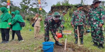 Kodim Majalengka Lakukan Penghijauan di Kawasan Objek Wisata Prabu Siliwangi