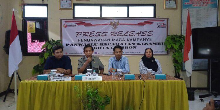 Bawaslu Kota Cirebon Apresiasi Kinerja Panwascam Kesambi