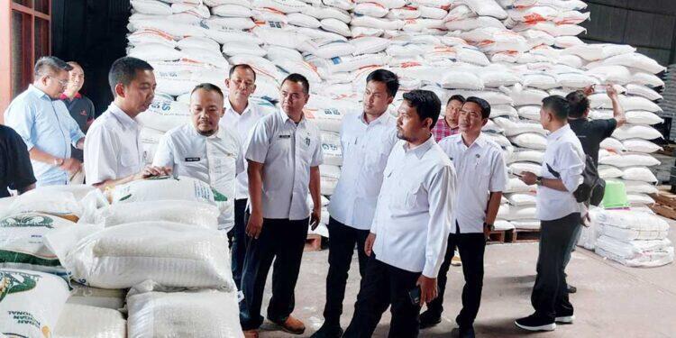 Stok Beras di Gudang Bulog Aman Sampai Bulan Ramadan