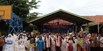 Bupati Imron Minta Kadisdik Perbanyak Sekolah Unggulan