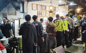 Warung Kopi Manis Buka Reservasi Sahur Bersama