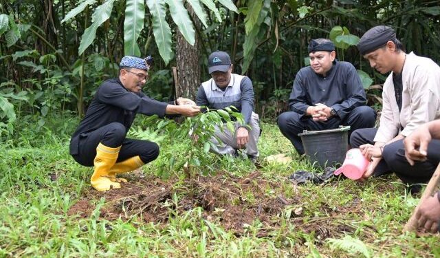 Napak Tilas ke Situs di Sagarahiyang, Pj Bupati Tekankan Pentingnya Melestarikan Kebudayaan