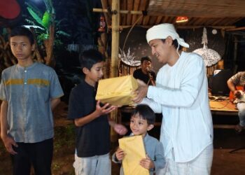 Saung Kopi Hawu Santuni 50 Anak Yatim