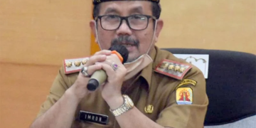 Bupati Imron Imbau Ritel Jual Beras SPHP