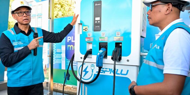 SPKLU PLN Sukses Layani Arus Mudik Lebaran, Penggunaan Naik 5 Kali Lipat!