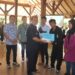 Bupati Imron Berikan Santunan Bagi Keluarga Pekerja Migran Kabupaten Cirebon