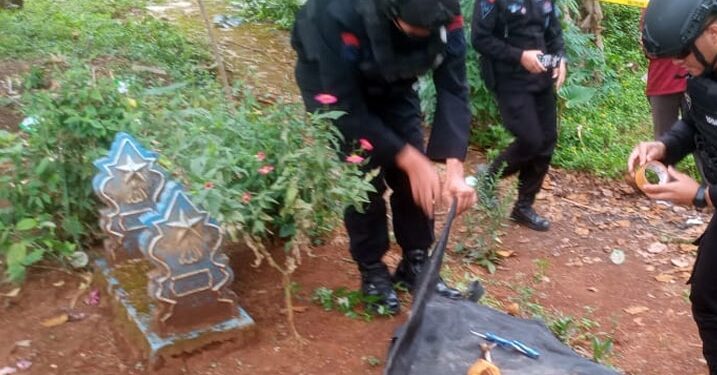 Warga Desa Sinargalih Temukan Granat Aktif Saat Menggali Kubur