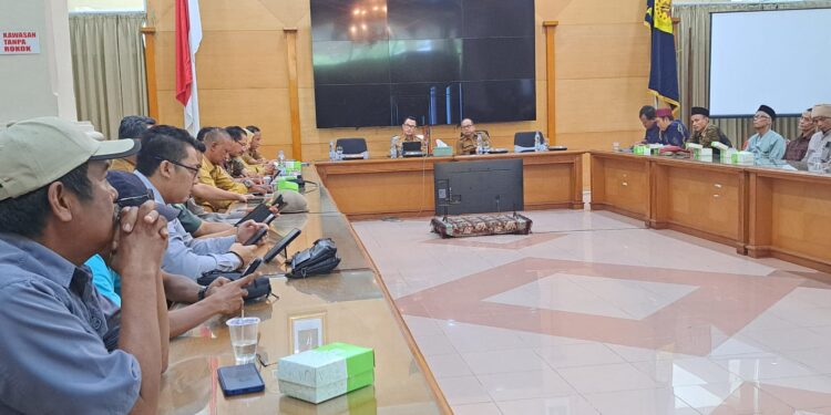 Warga Palbar Desak Pemkab Cirebon Tutup Tempat Prostitusi Goa Macan