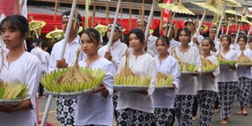Puncak Seren Taun 22 Rayagung 1957 Saka Sunda di Cigugur Meriah