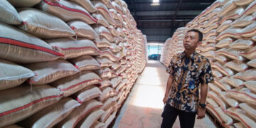 Serapan Beras Bulog Cirebon Sudah Lampaui Target