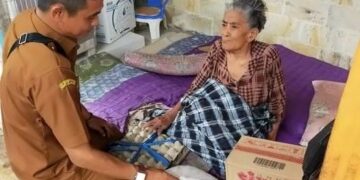 Program I-Ceta Pemkab Indramayu Bantu Nenek Kasani Peroleh Bansos