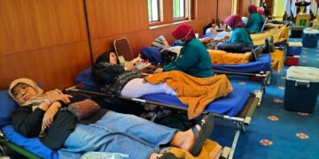 Donor Darah di KPwBI Cirebon Lampaui Target