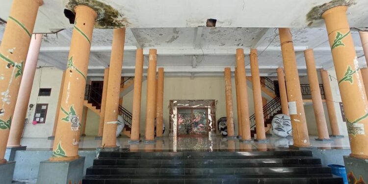 Gedung Kesenian Rara Santang Perlu Segera Diperbaiki