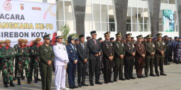 Kapolres Cirebon Kota Pimpin Upacara Hari Bhayangkara ke-78