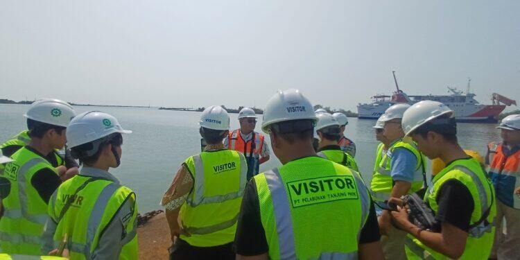 Pelindo Regional 2 Cirebon Gelar Media Port Visit