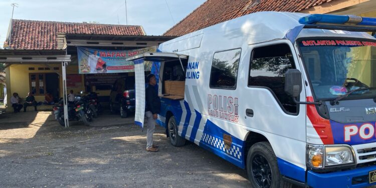 SIM Keliling Polresta Cirebon Hadir Layani Masyarakat