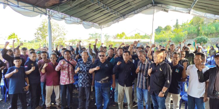 Ratusan Relawan Acep Purnama Berdiri di Barisan Yanuar Prihatin