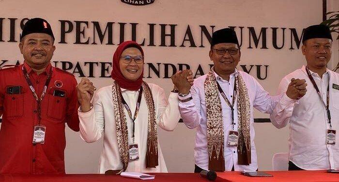 Nina – Tobroni Daftar KPU Diapit Mantan Kapolri dan DPR RI