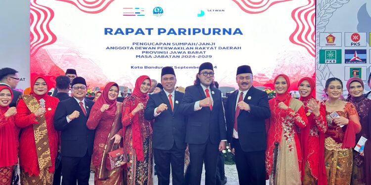 Dilantik Jadi Anggota DPRD Jabar, Ika Siti Rahmantika Siap Berkolaborasi dengan Pemda Kuningan