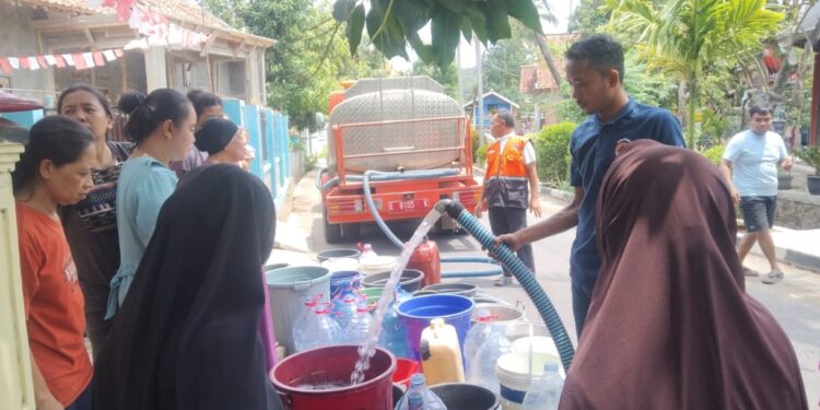 Kekeringan Landa Kabupaten Cirebon, 10 Desa Krisis Air Bersih