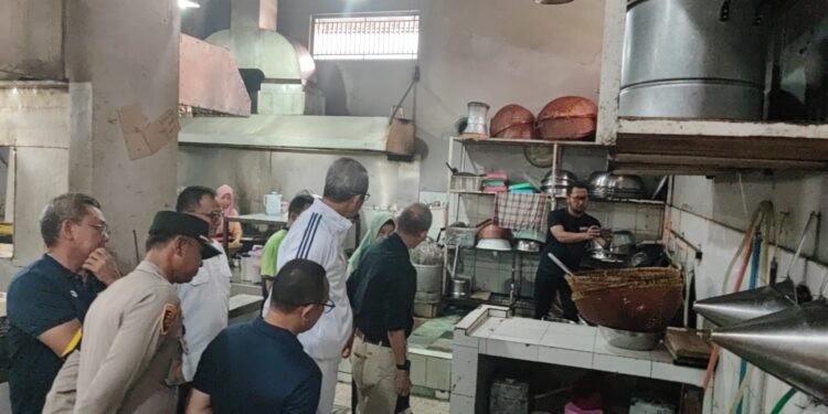 Presiden Terpilih Prabowo Subianto Hari Ini ke Kota Cirebon, Tinjau Uji Coba Makan Bergizi Gratis  di SMPN I Kota Cirebon