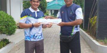 KONI Kabupaten Cirebon Berikan Uang Saku kepada Atlet PON XXI