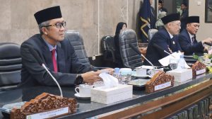 Pimpinan DPRD Cirebon Periode 2024-2029 Resmi Dilantik, Pj Walikota Tekankan Sinergi Eksekutif dan Legislatif
