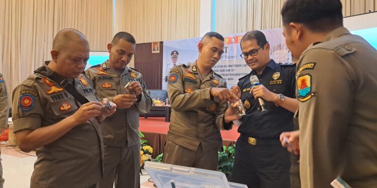 Mei Hari: Cirebon Jadi Titik Transit Bagi Para Penyelundup Rokok Ilegal