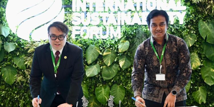 Perbanyak Charging Station EV, PLN Gandeng PT Utomo Charge+ Indonesia dan ACME Corporation