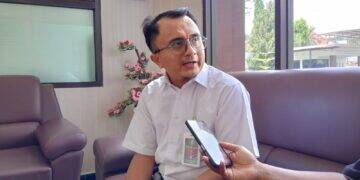 Mogok Kerja Ajukan Lima Tuntutan, Hakim PN Sumber Tunda Persidangan