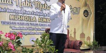 Hadiri Peringatan Maulid Nabi, Bambang : Kita Siapkan Bantuan Pondok Pesantren, Insentif Imam Masjid, dan Guru Madrasah