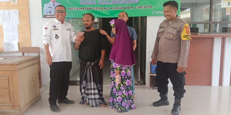 ODGJ di Desa Kalipasung Bergembira Setelah Mendapatkan BLT DD