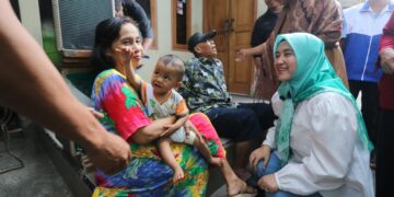 Paslon IDOLA Dicurhati Warga Terkait Bansos dan Rutilahu 