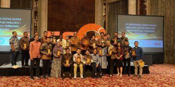 Pertamina Patra Niaga Regional JBB Raih Penghargaan ESG Nusantara 2024