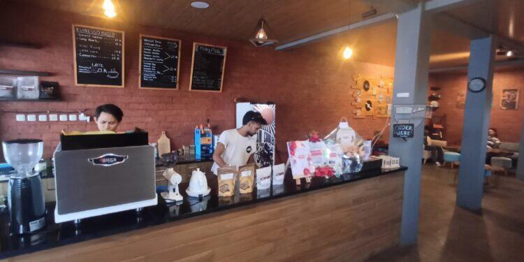 Warung Reang Tegalwangi Jadi Pilihan Baru Tempat Makan Siang dan Pertemuan Bisnis