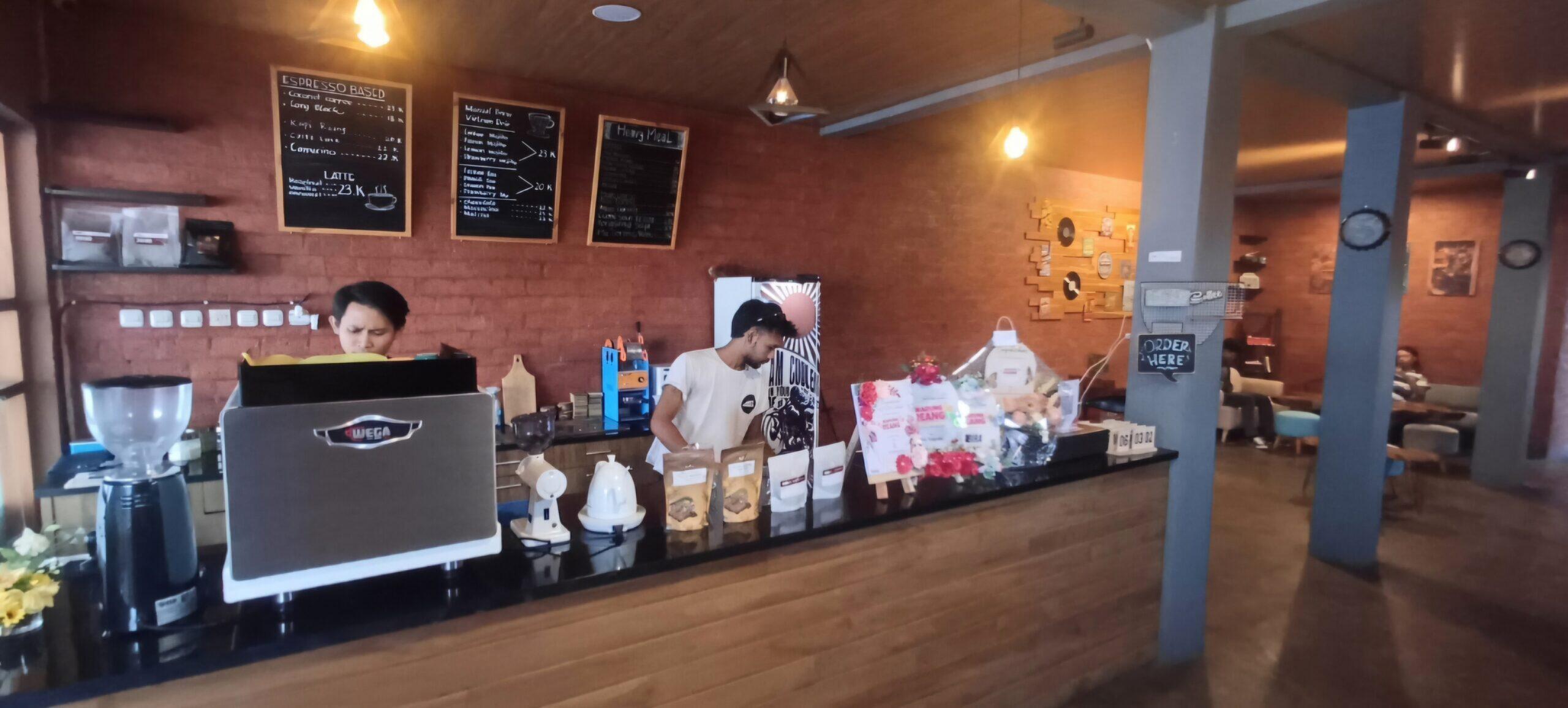 Warung Reang Tegalwangi Jadi Pilihan Baru Tempat Makan Siang dan Pertemuan Bisnis