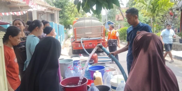 Pemkab Cirebon Perpanjang Penyaluran Bantuan Air Bersih