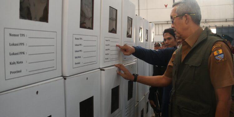 Pemkot Cirebon dan KPU Pastikan Kesiapan Logistik Pilkada