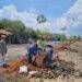 Pemdes Mundupesisir Tanam Pohon Peneduh