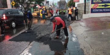 Anggaran Perbaikan Jalan Terbatas 2024, PUTR Kuningan Tambal Sulam Jalan Berlubang