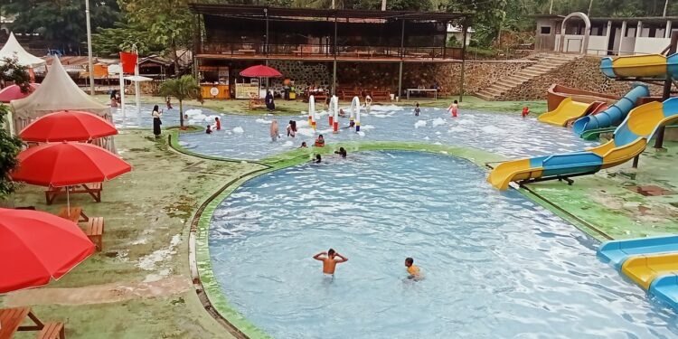 Taman Wisata Keliling Dunia, Cocok untuk Liburan Akhir Tahun