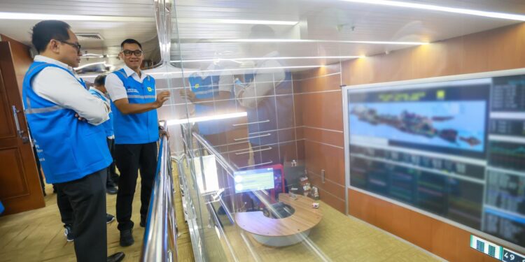 Wamen BUMN Tinjau Sistem Monitoring Digital PLN, Pastikan Keandalan Kelistrikan Selama Nataru