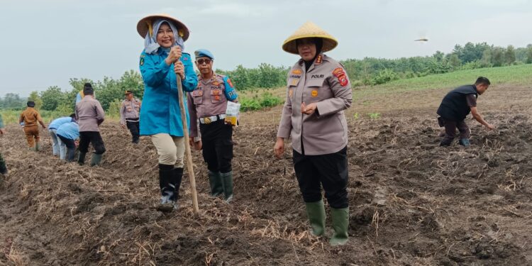 Polresta Cirebon Gelar Pesantren Kilat dan Ekonomi Kreatif