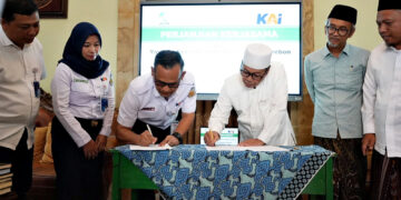 Jalin Kerjasama dengan Ponpes, Daop 3 Cirebon Beri Diskon Tiket untuk Santri
