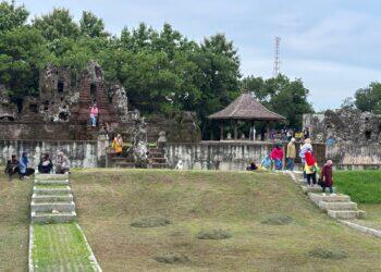 Libur Panjang, Goa Sunyaragi Ramai Dikunjungi Wisatawan